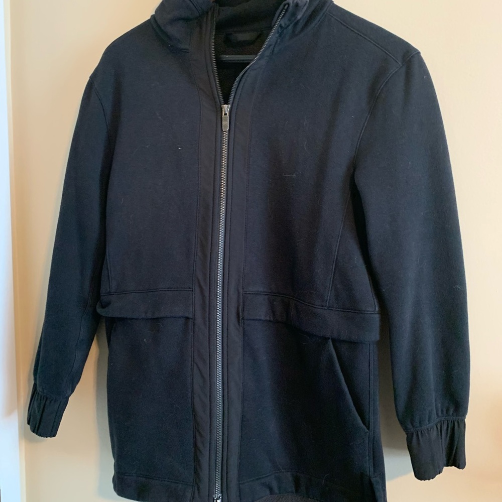 Lululemon athletic jacket - Picture 2 of 5